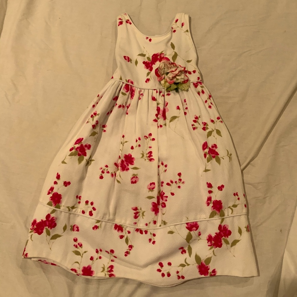 Girls dress